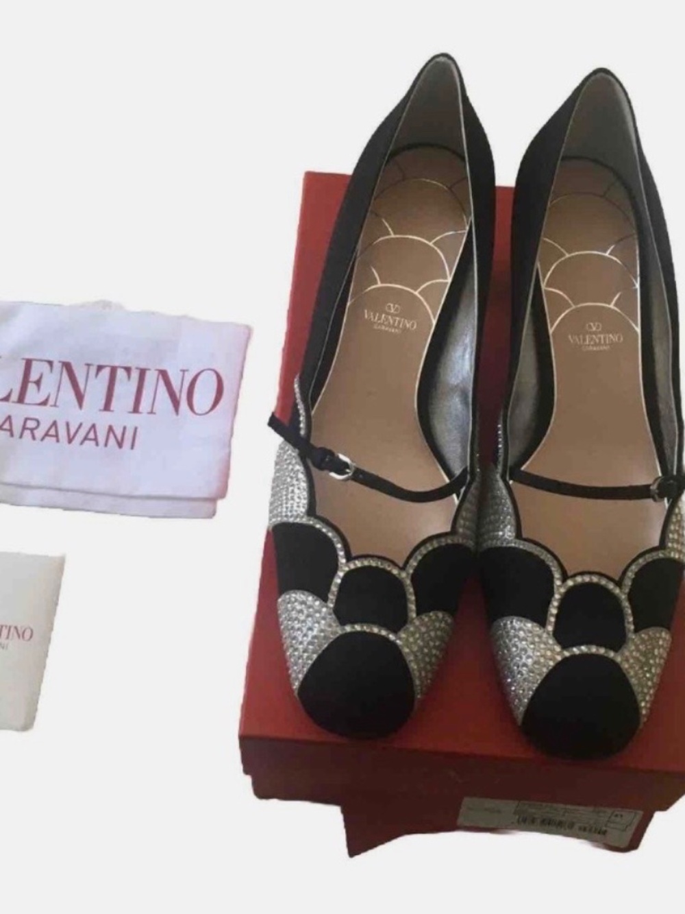 Valentino Garavani Bowow 45 Black Moiré Crystal Pumps VLogo IT 41 Full Set NIB